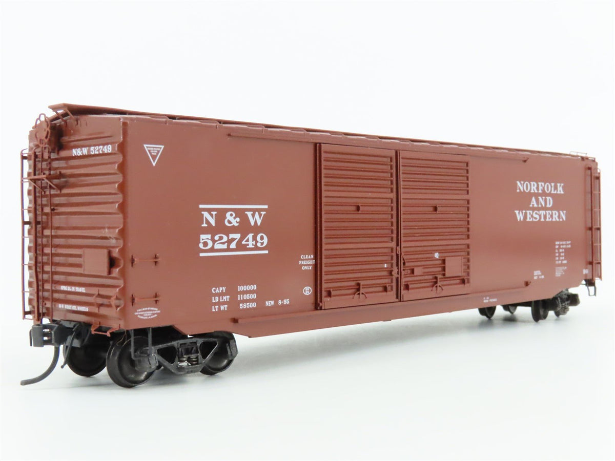 HO Scale Kadee 6705 N&amp;W Norfolk &amp; Western 50&#39; Double Door Box Car #52749