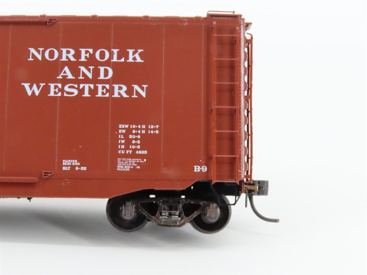 HO Scale Kadee 6705 N&amp;W Norfolk &amp; Western 50&#39; Double Door Box Car #52749