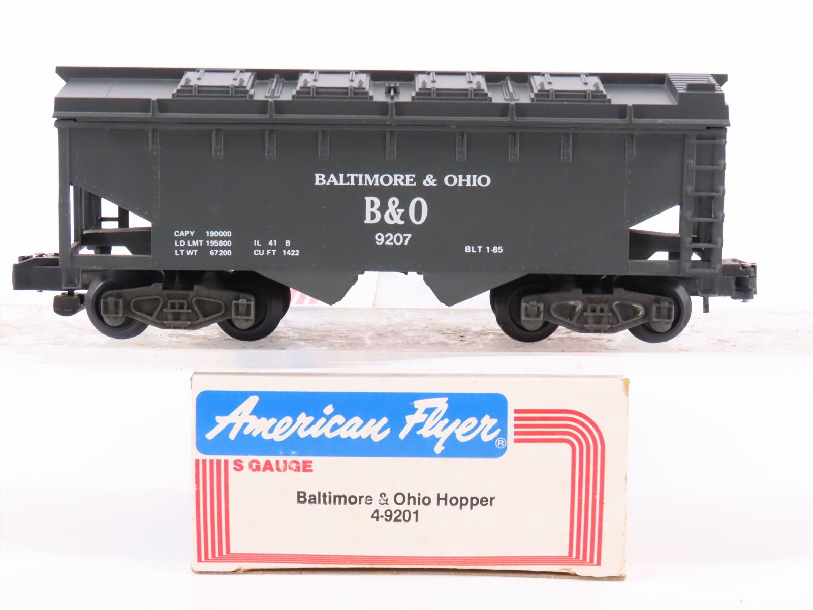 S Scale American Flyer 4-9201 B&O Baltimore & Ohio Covered Hopper Car #9207