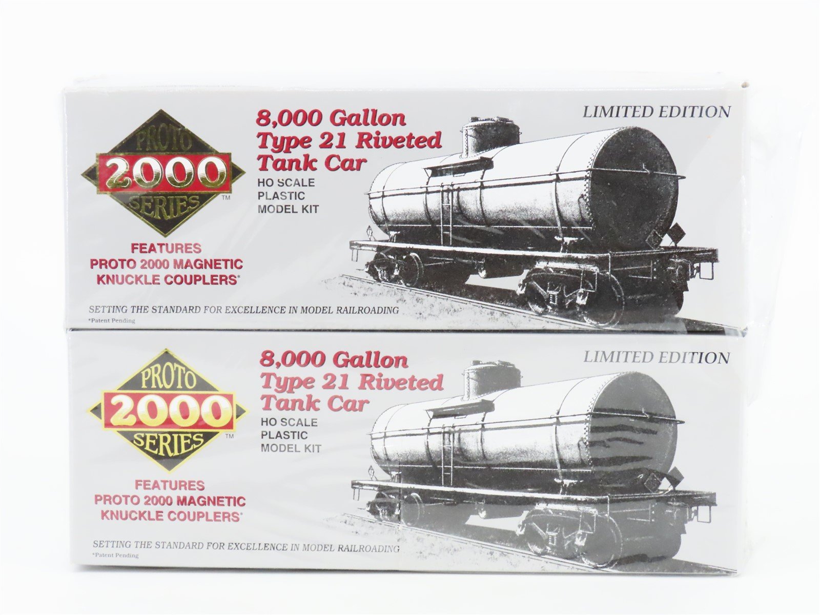 HO Scale PROTO 2000 Kit #21271 SHPX Single Dome Tank Car 4-Pack Sealed