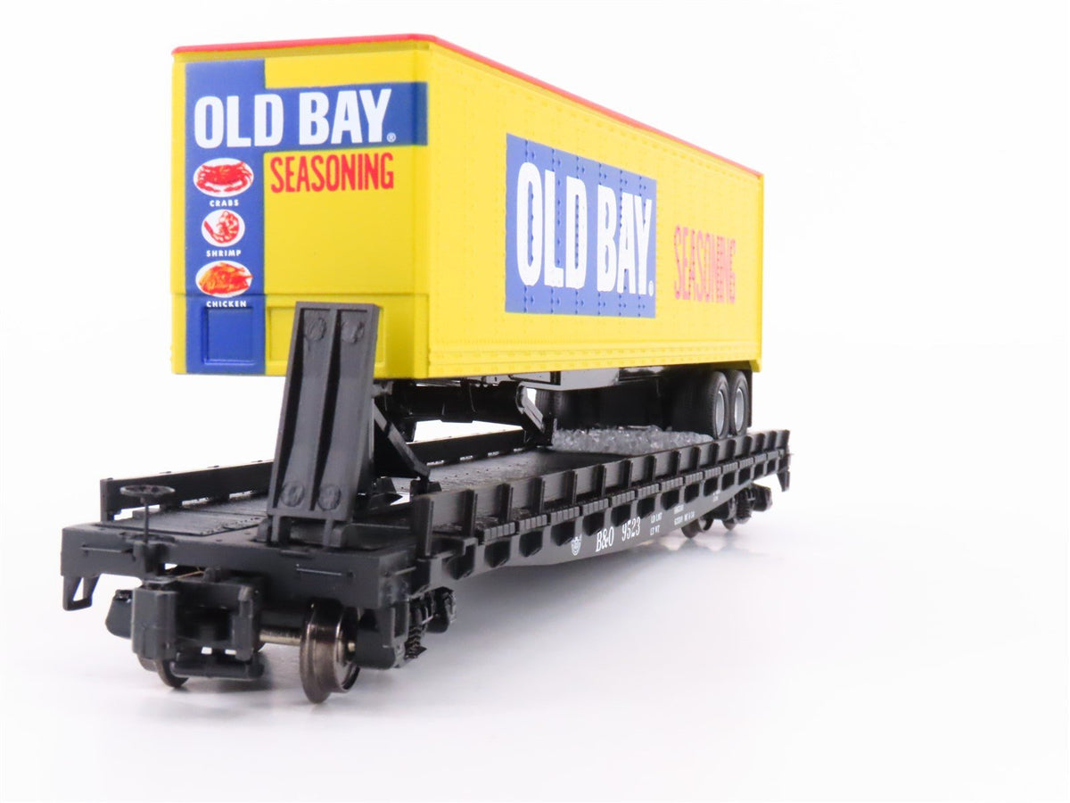 S Scale MTH 35-76037 B&amp;O Baltimore &amp; Ohio Flatcar #9523 w/45&#39; Old Bay Trailer