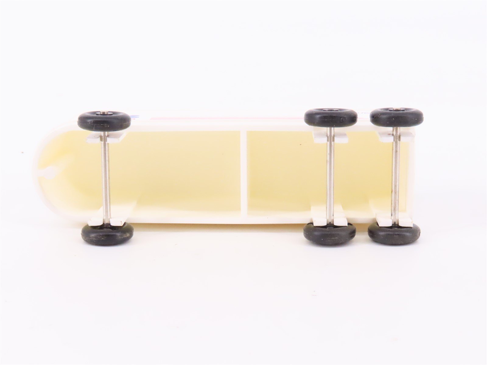 S Scale American Flyer 6-48491 TCA 1995 BN Burlington Northern Flat Car v/ Vans