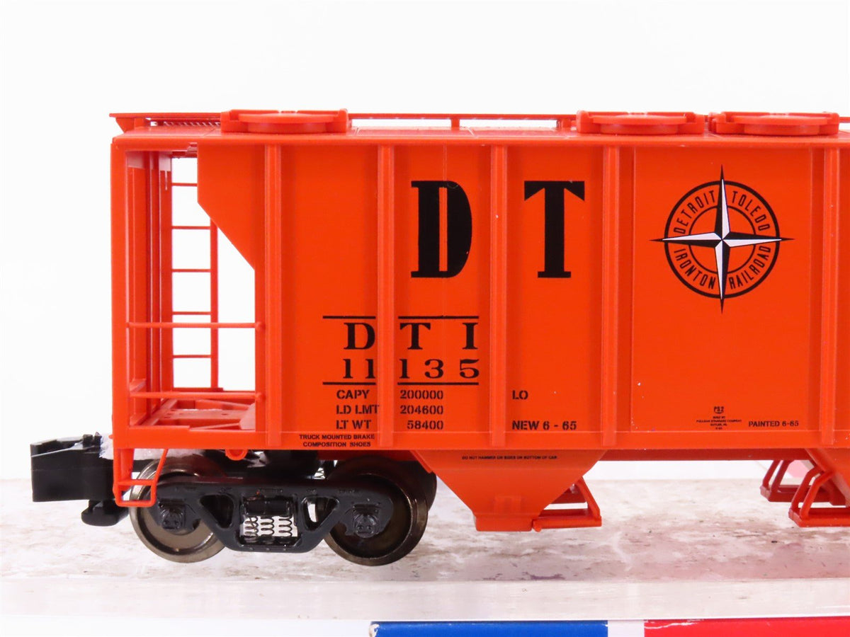 S Scale MTH 35-75014 DT&amp;I Railway PS-2 2 Bay Covered Hopper Car #11135