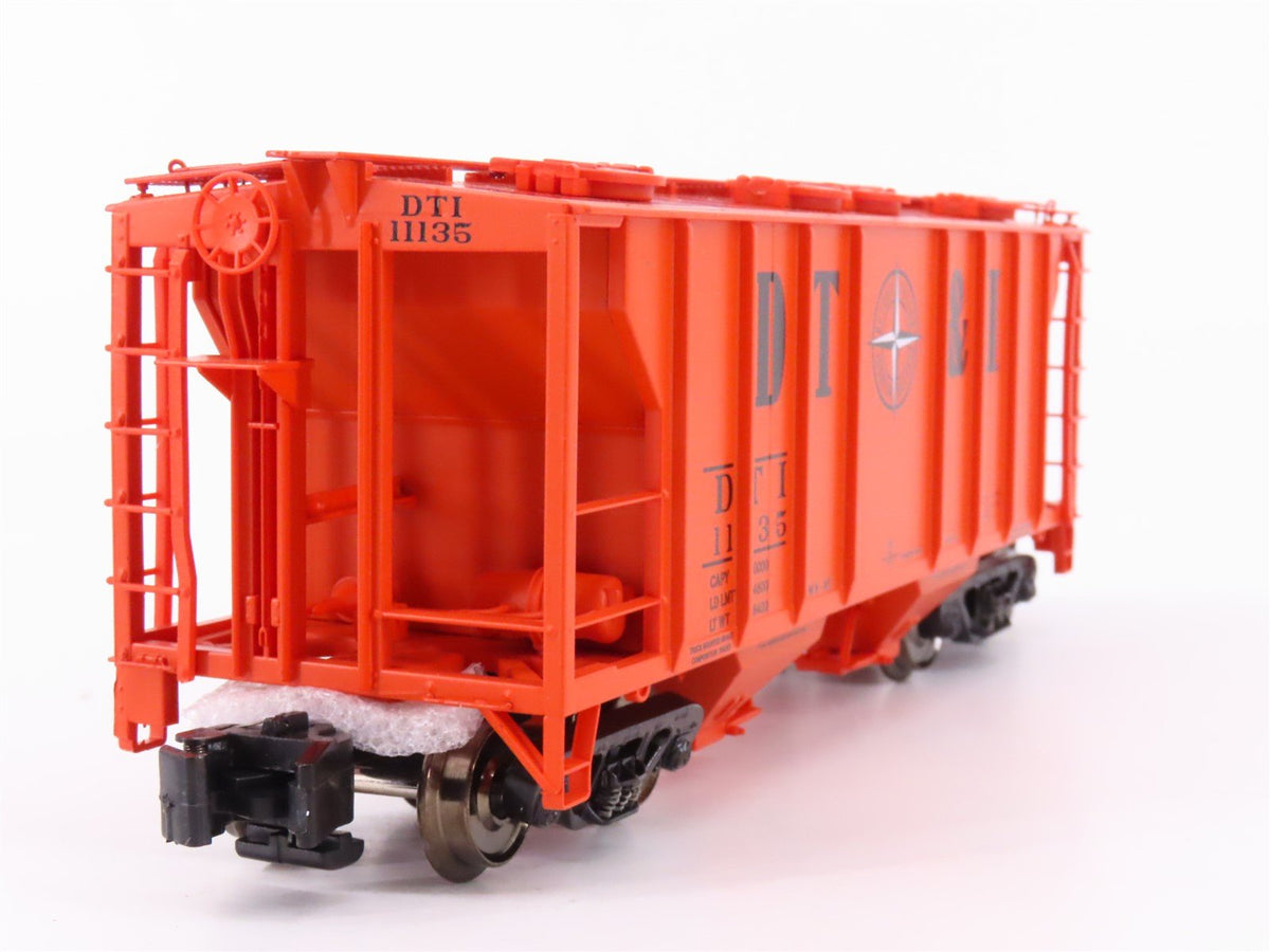 S Scale MTH 35-75014 DT&amp;I Railway PS-2 2 Bay Covered Hopper Car #11135