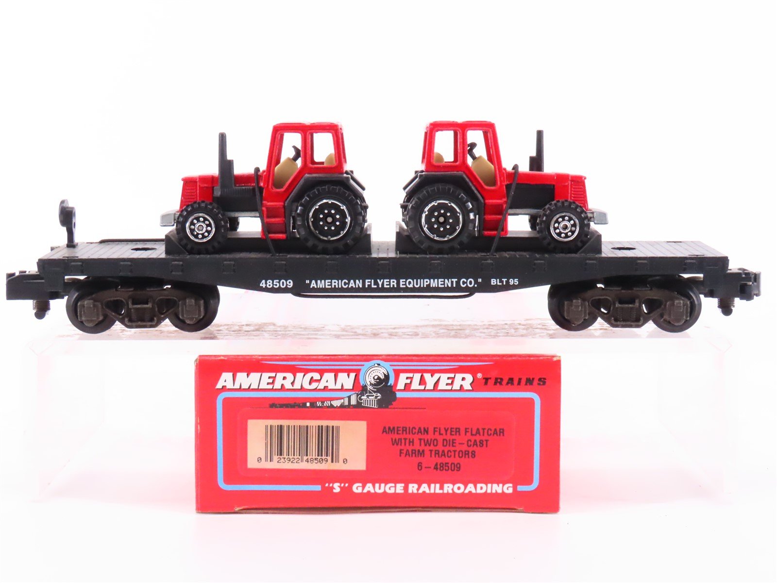 S Scale American Flyer 6-48509 Flat Car #48509 w/ 2 Die-Cast Welly Farm Tractors