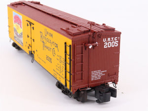 S Scale Showcase URTC Curve Premium Beer Wood Reefer Car #2005