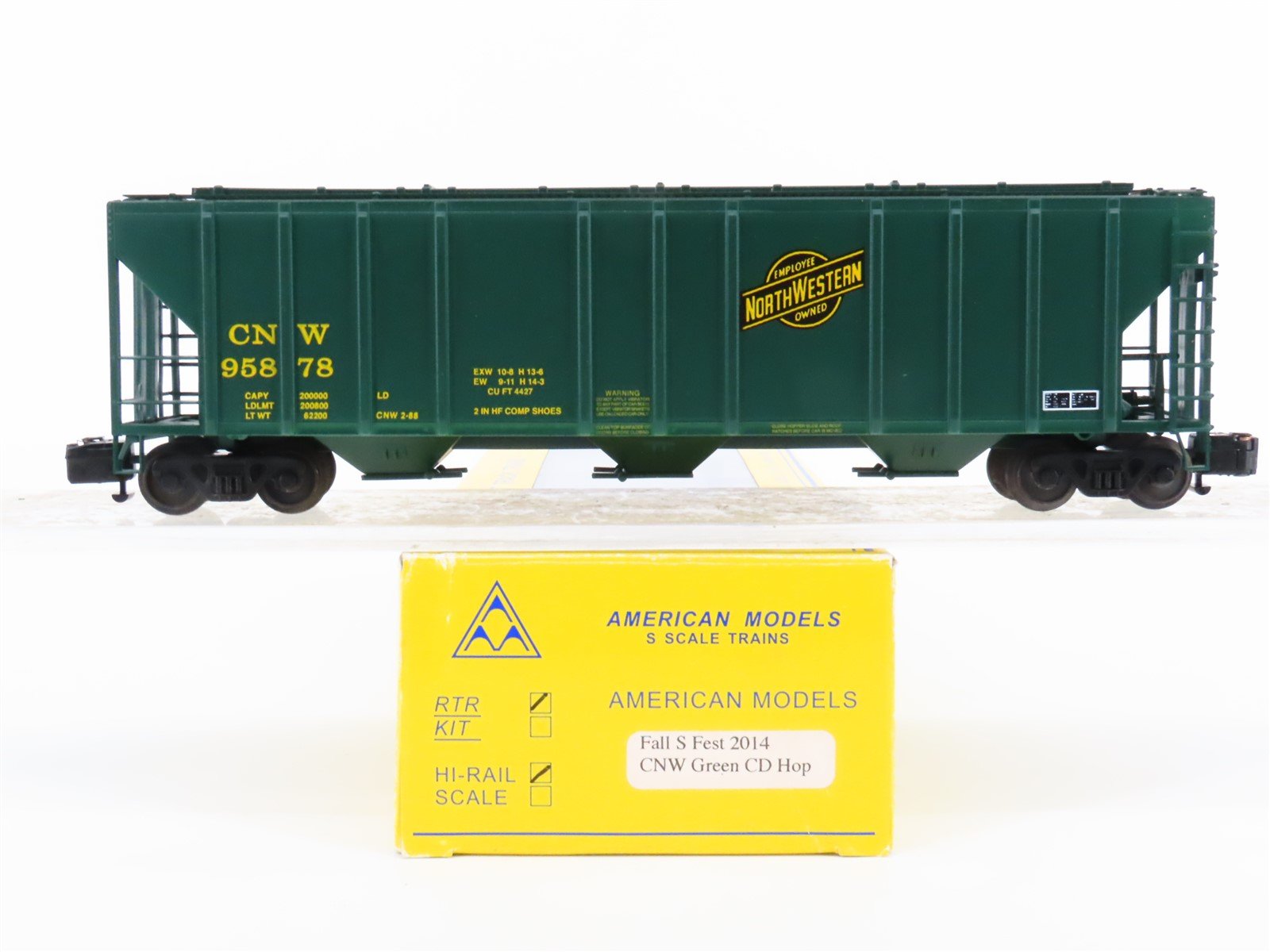 S Scale American Models CNW Chicago North Western 4-Bay Covered Hopper #95878