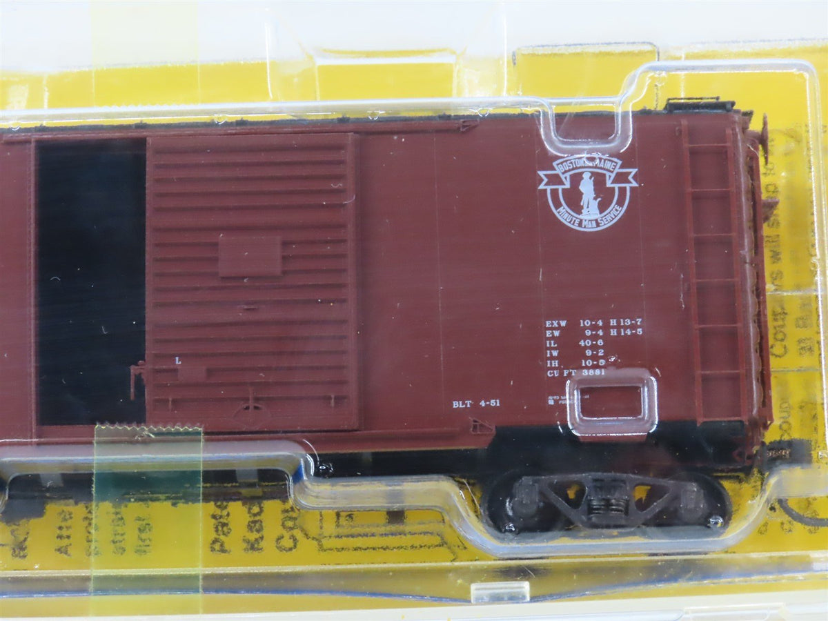 HO Scale Kadee 4802 B&amp;M Boston &amp; Maine 40&#39; PS-1 Boxcar #75249 Sealed