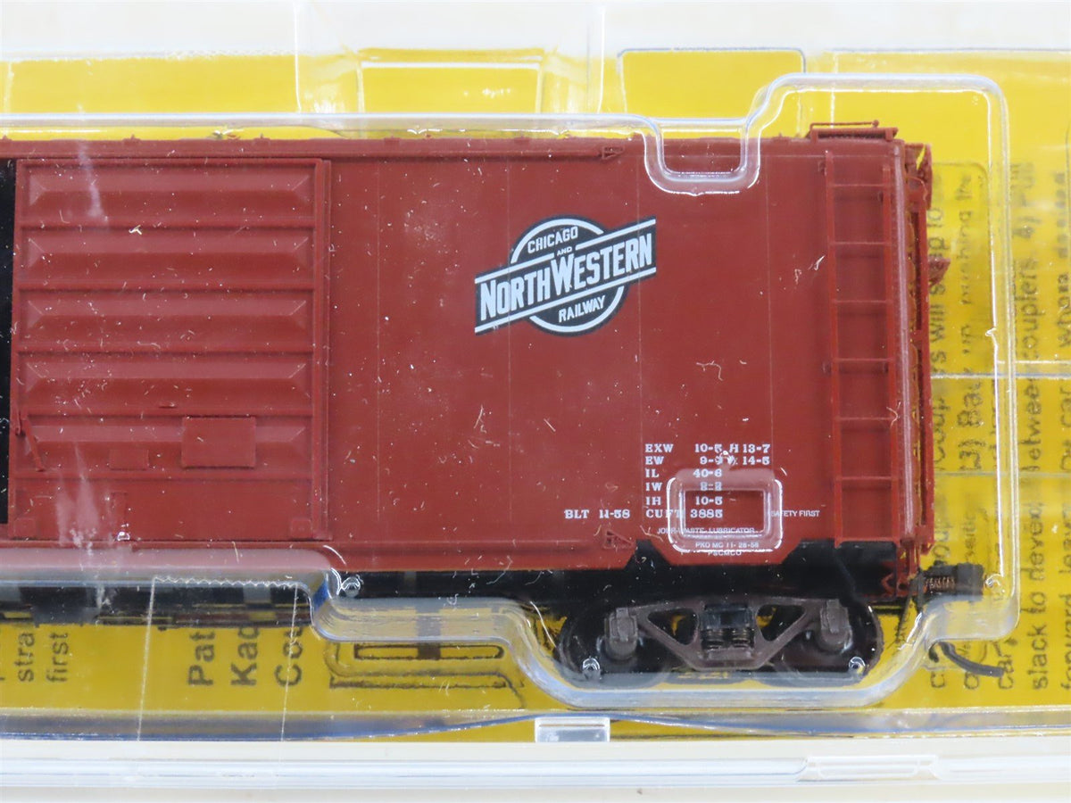 HO Scale Kadee 5205 CNW Chicago Northwestern 40&#39; PS-1 Boxcar #24739 Sealed