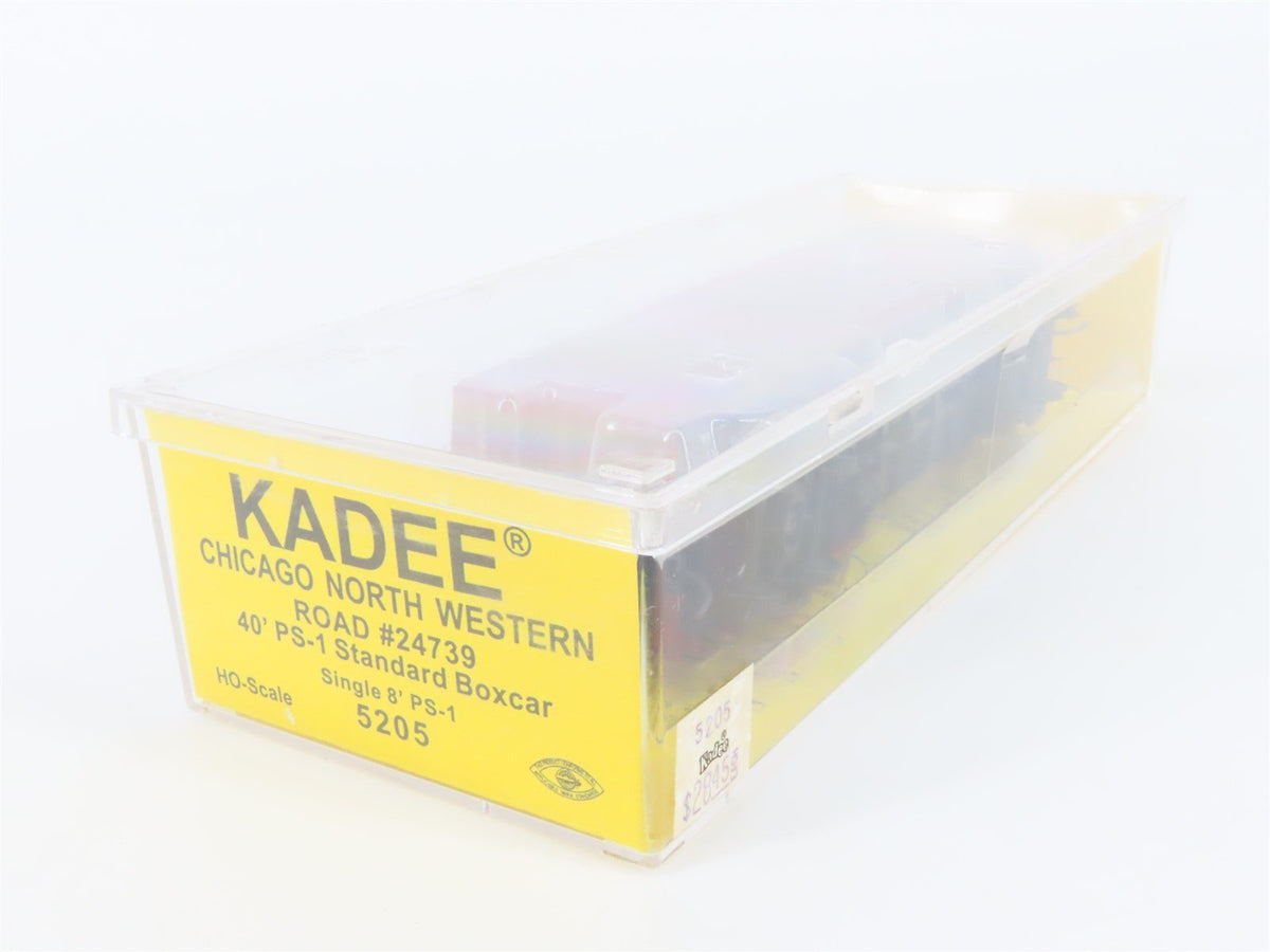 HO Scale Kadee 5205 CNW Chicago Northwestern 40&#39; PS-1 Boxcar #24739 Sealed