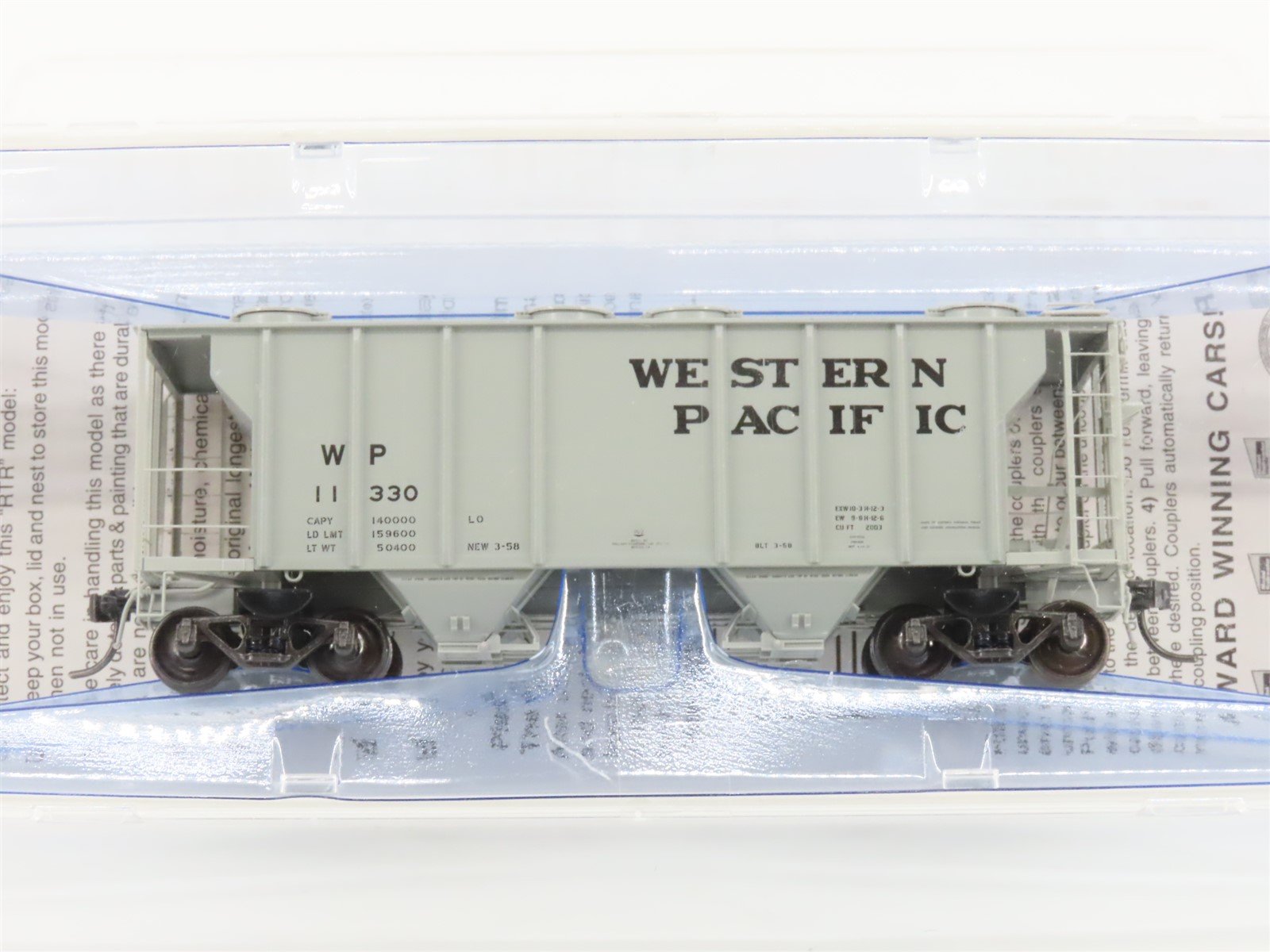 HO Scale Kadee 8214 WP Western Pacific Covered 2-Bay Hopper Car #11330 Sealed