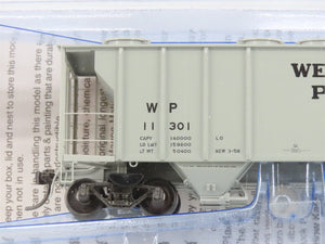 HO Scale Kadee 8213 WP Western Pacific Covered 2-Bay Hopper Car #11301 Sealed