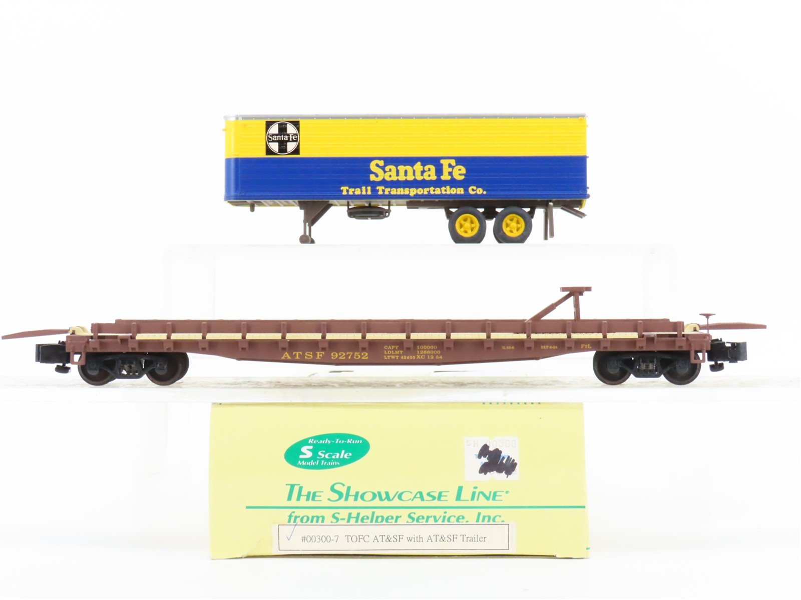 S Scale S-Helper Service Showcase Line 00300-7 ATSF Flat Car #92752 w/ Trailer