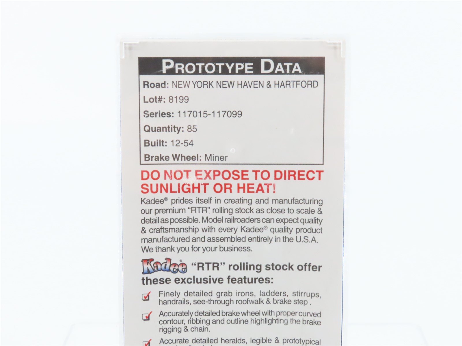 HO Scale Kadee 8627 NH New Haven Covered 2-Bay Hopper Car #117018 Sealed