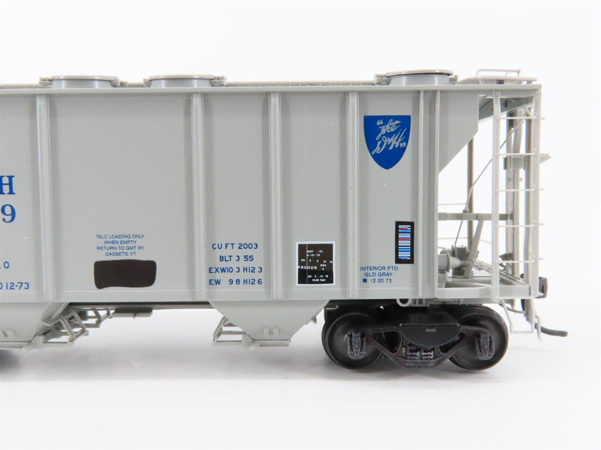 HO Scale Kadee 8620 D&amp;H Delaware &amp; Hudson Covered 2-Bay Hopper Car #12089