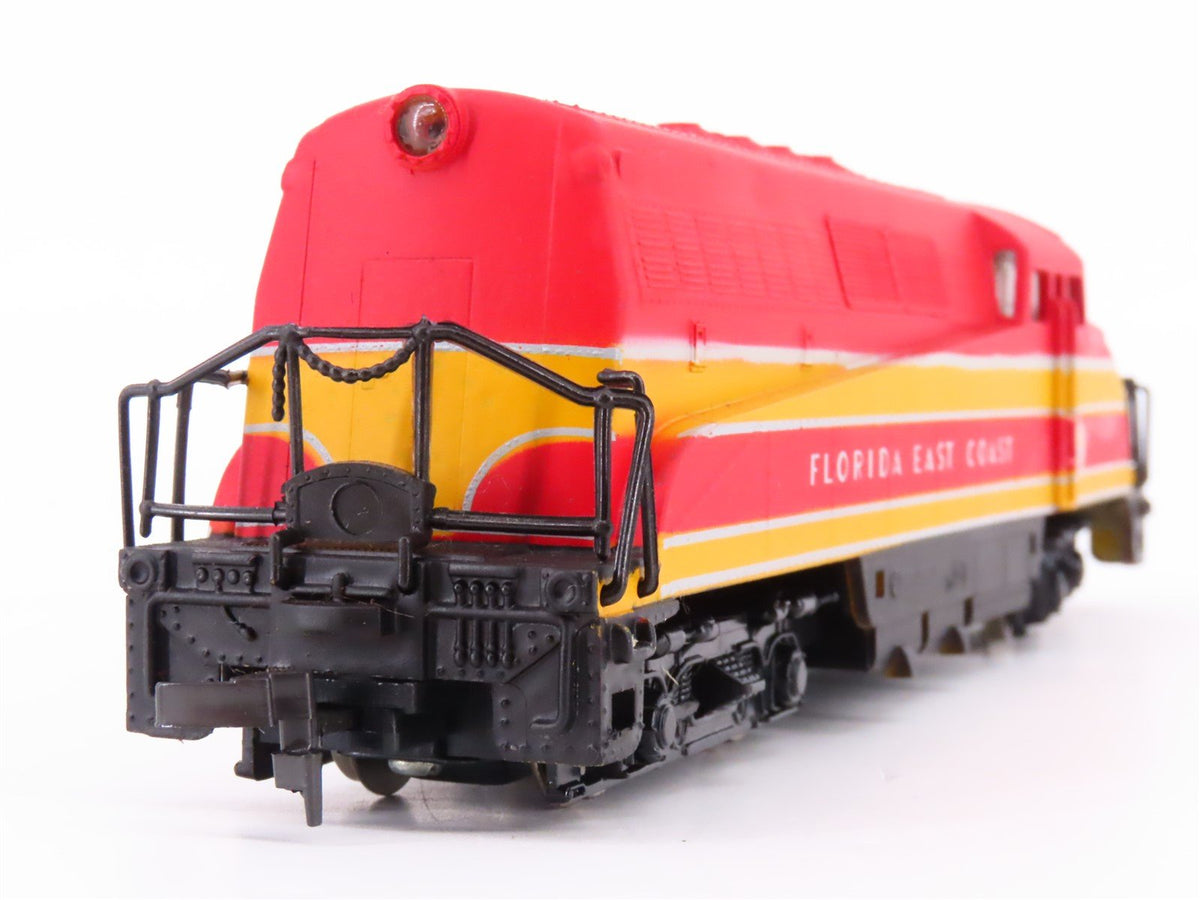 HO Scale AHM 5040 FEC Florida East Coast BL2 Diesel Locomotive