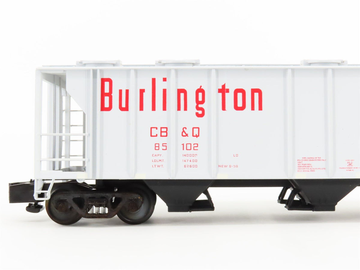 S Scale S-Helper Service Showcase Line 00275 CB&amp;Q Burlington 2-Bay Hopper #85102