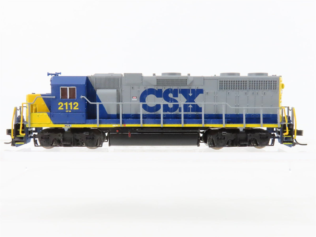 N Scale Atlas CSX Transportation EMD GP38 Diesel Locomotive #2112