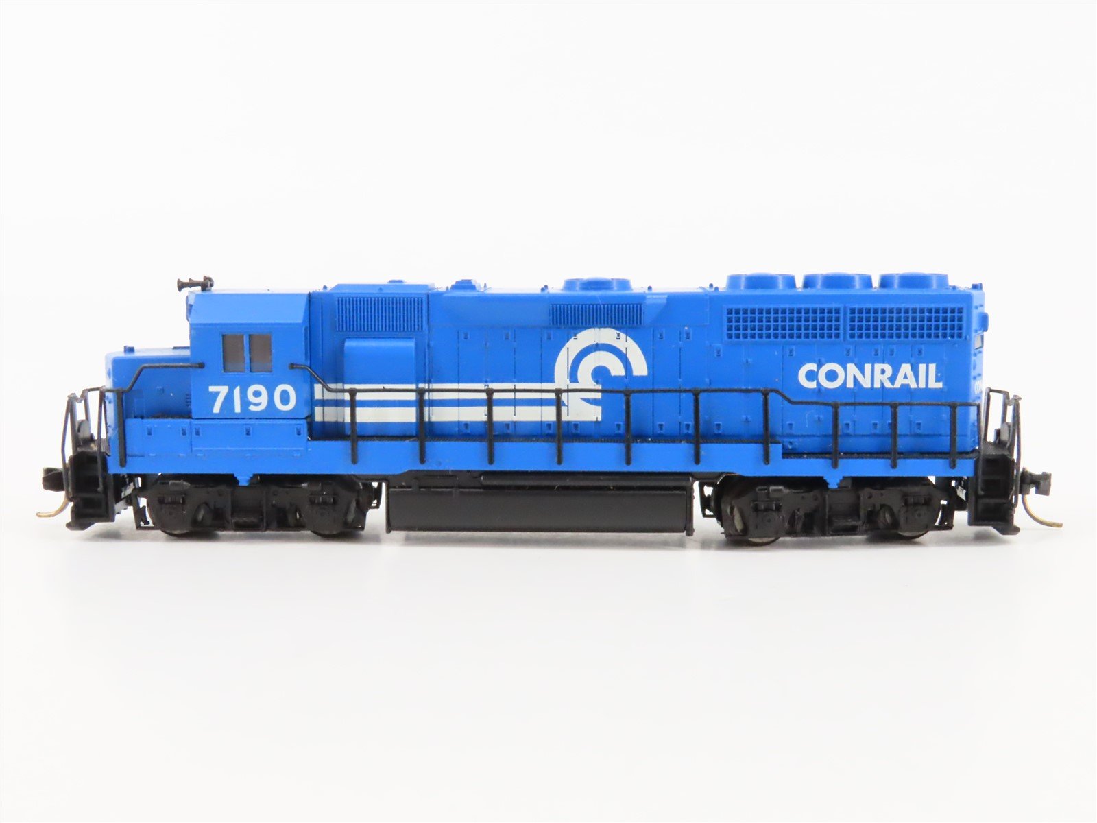 N Scale Atlas CR Conrail EMD GP38 Diesel Locomotive Custom Rd #7190