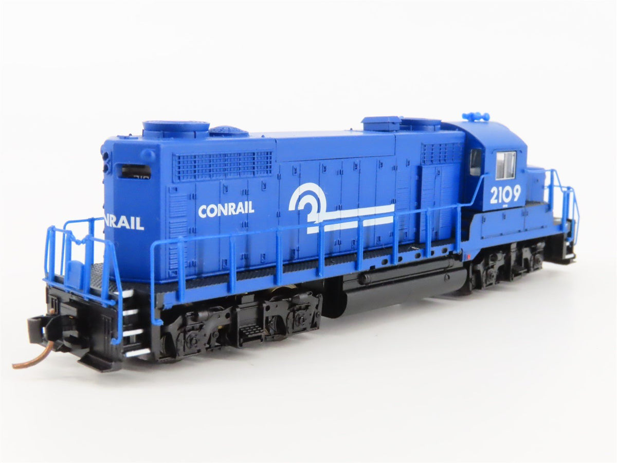 N Scale Life-Like CR Conrail EMD GP20 Diesel Locomotive #2109