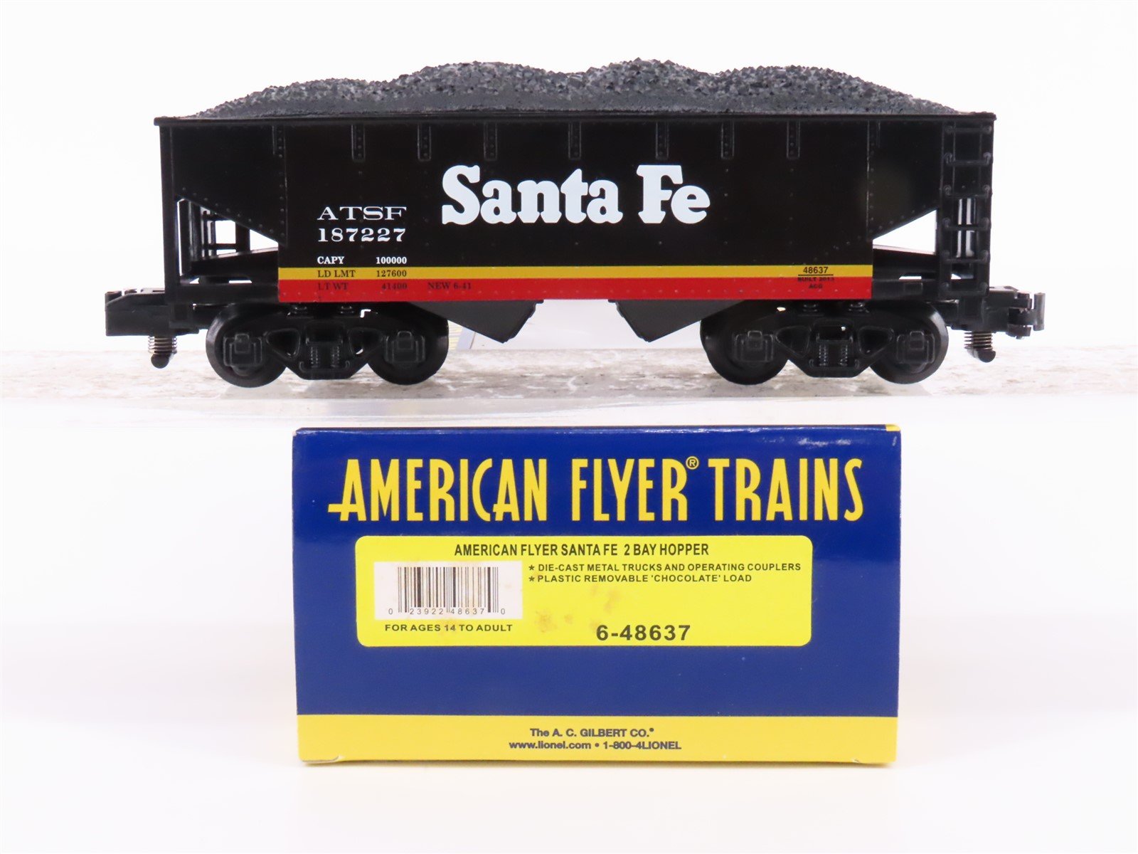 S Scale American Flyer 6-48637 ATSF Santa Fe Railroad 2-Bay Hopper 187227 w/Load