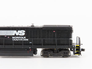 N Scale Atlas NS Norfolk Southern GE B23-7 Diesel Locomotive #3982- DCC Ready