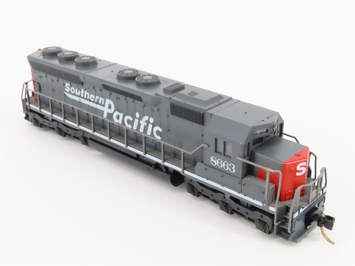 N Scale KATO SP Southern Pacific &quot;Bloody Nose&quot; EMD SD45 Diesel Locomotive #8663