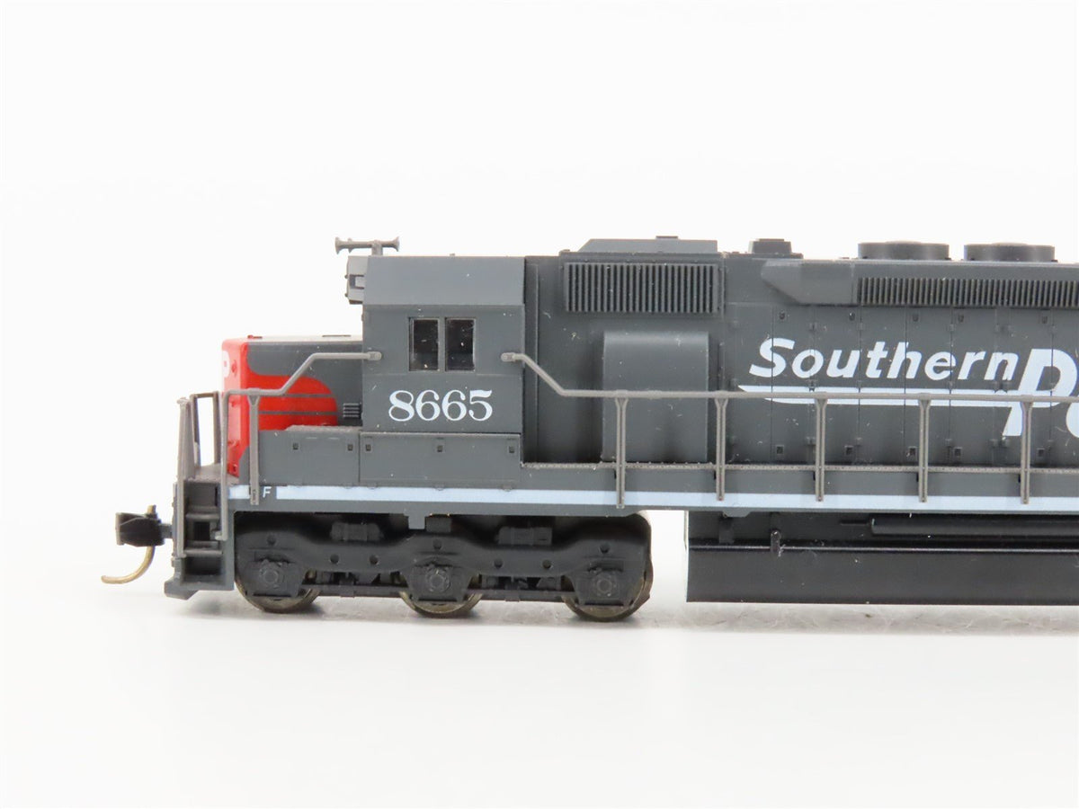 N Scale KATO SP Southern Pacific &quot;Bloody Nose&quot; EMD SD45 Diesel Locomotive #8665