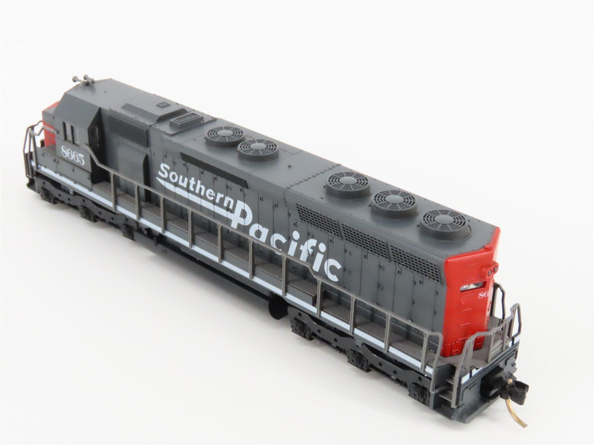 N Scale KATO SP Southern Pacific &quot;Bloody Nose&quot; EMD SD45 Diesel Locomotive #8665