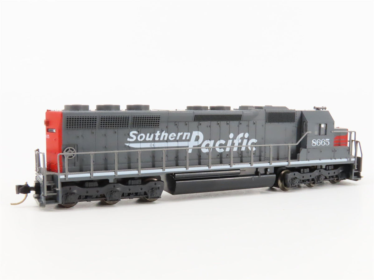 N Scale KATO SP Southern Pacific &quot;Bloody Nose&quot; EMD SD45 Diesel Locomotive #8665