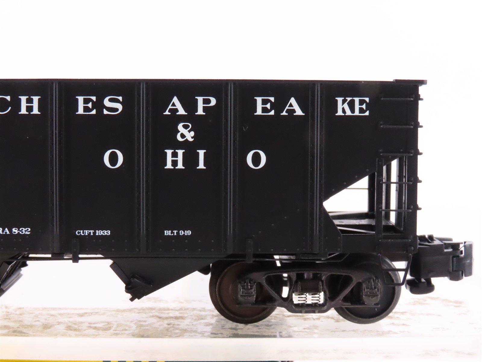 S Scale S-Helper Showcase 01647 C&O Chesapeake & Ohio USRA 2-Bay Hopper #62352