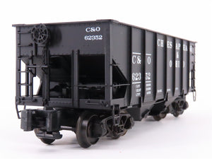 S Scale S-Helper Showcase 01647 C&O Chesapeake & Ohio USRA 2-Bay Hopper #62352