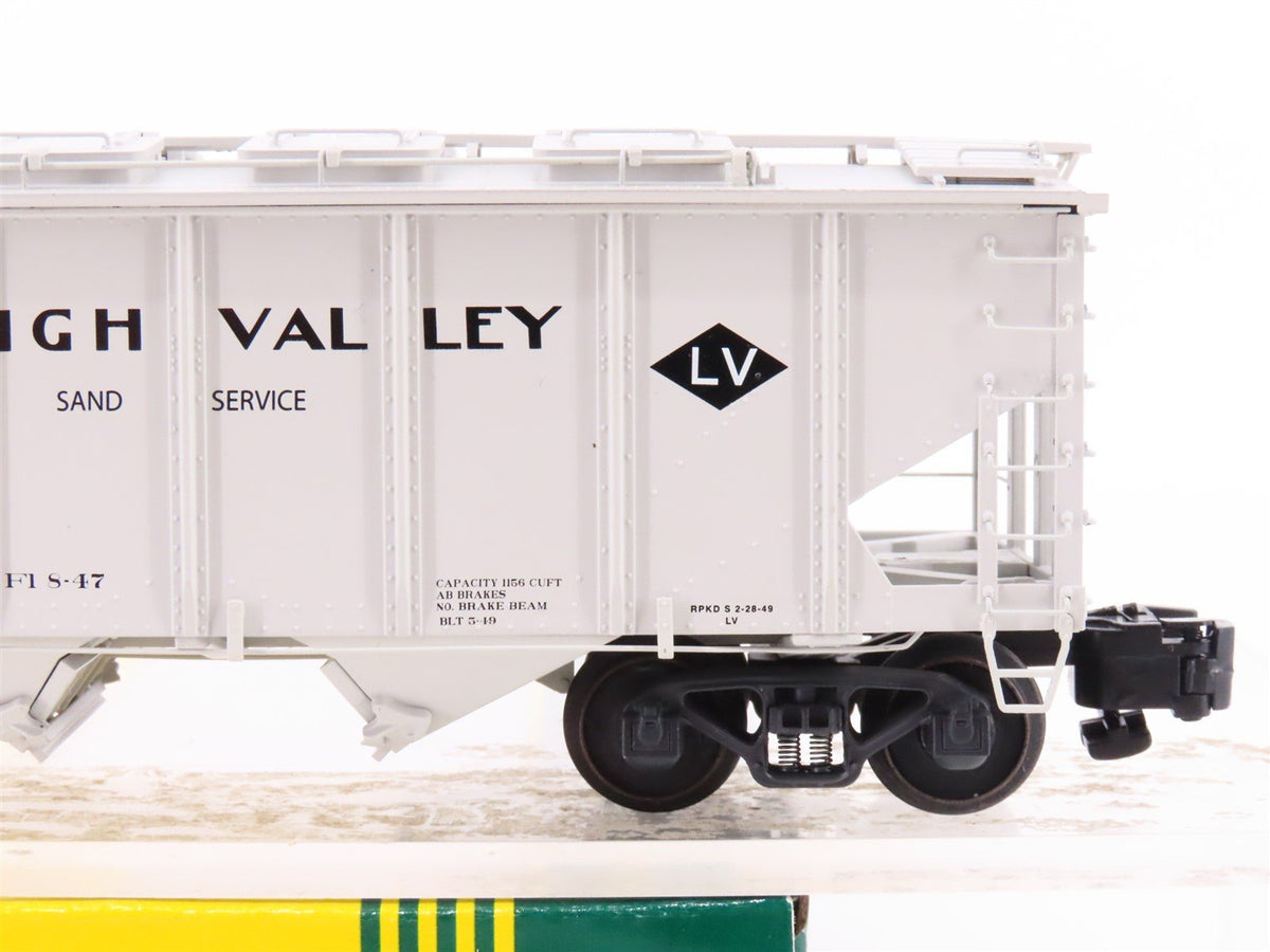 S Scale S-Helper Showcase 01858 LV Lehigh Valley 2-Bay Covered Hopper #90006