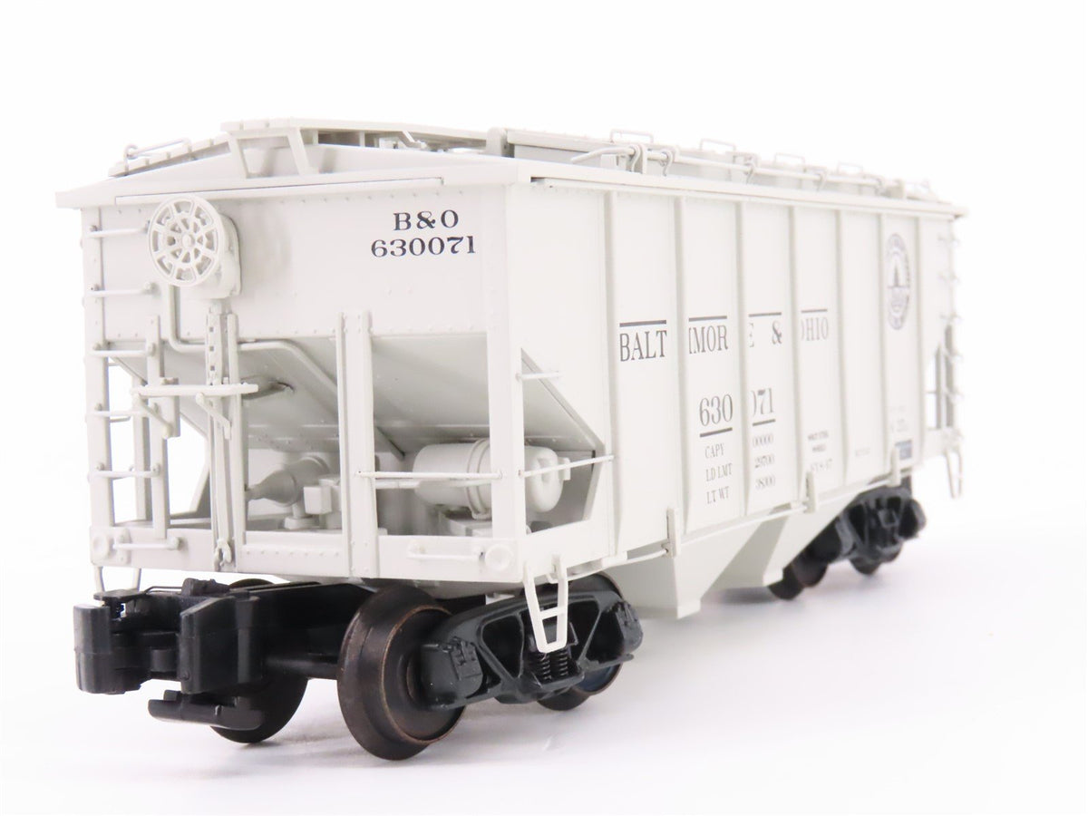 S Scale S-Helper Showcase 01849 B&amp;O Baltimore &amp; Ohio 2-Bay Covered Hopper 630071