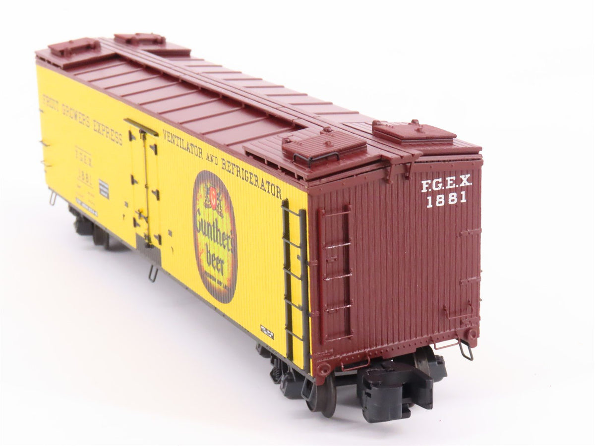 S Scale S-Helper Showcase 02068 FGEX Gunther Beer Reefer #1881