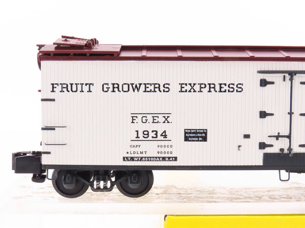 S Scale S-Helper Showcase 01732 FGEX National Bohemian Pale Beer Reefe ...
