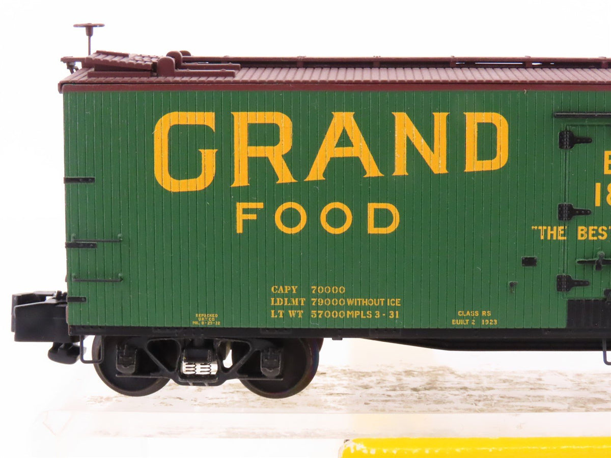 S Scale S-Helper Showcase 00800 OREX Grand Union Food Markets 40&#39; Reefer #90104