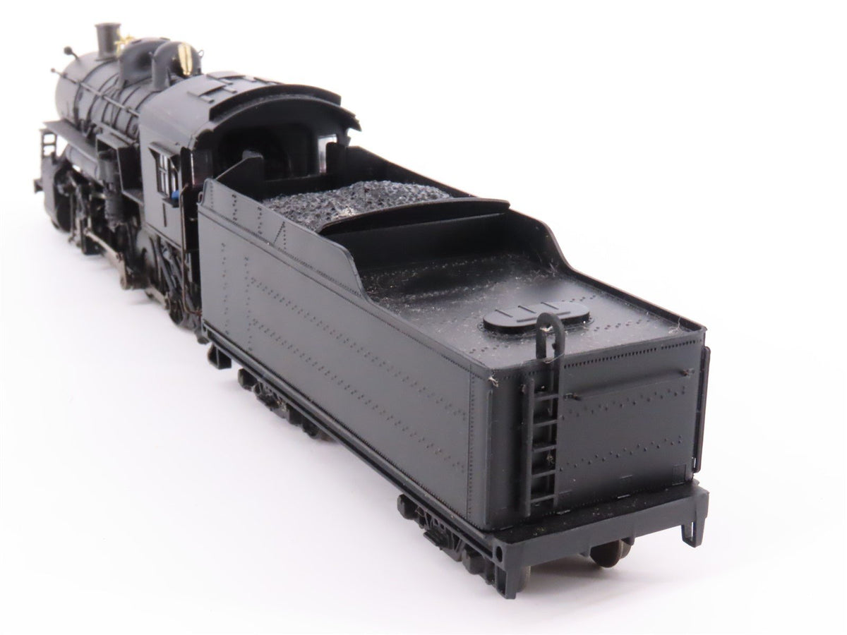 HO Scale Bachmann Spectrum Unlettered 2-8-0 Steam Locomotive