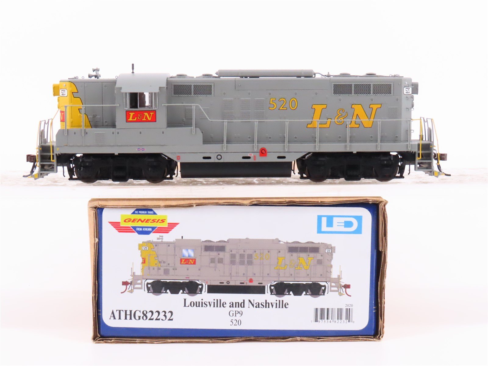 HO Scale Athearn Genesis ATHG82232 L&N Railway GP9 Diesel Locomotive #520