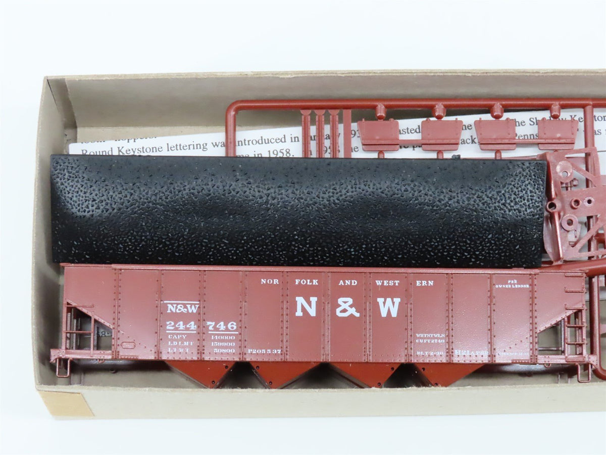 Lot of 12 HO Bowser Kit #54066 N&amp;W Norfolk &amp; Western H-21a 4-Bay Hoppers w/Load