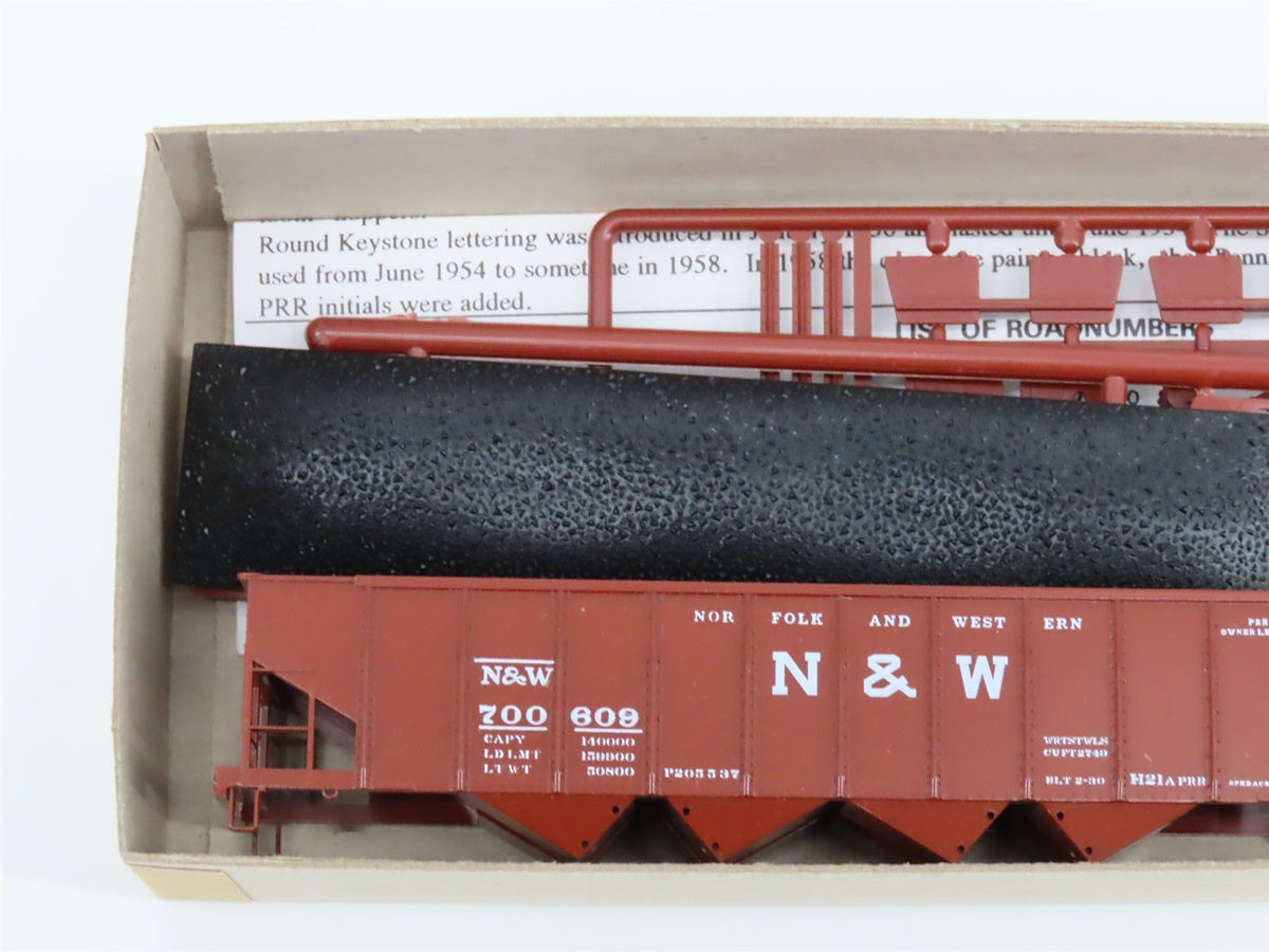 Lot of 12 HO Bowser Kit #54066 N&amp;W Norfolk &amp; Western H-21a 4-Bay Hoppers w/Load