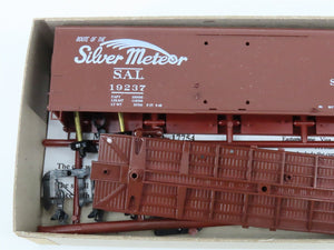 Lot of 9 HO Bowser PRR, SAL, Silver Meteor & SHPX Colgate-Palmolive Freight Cars