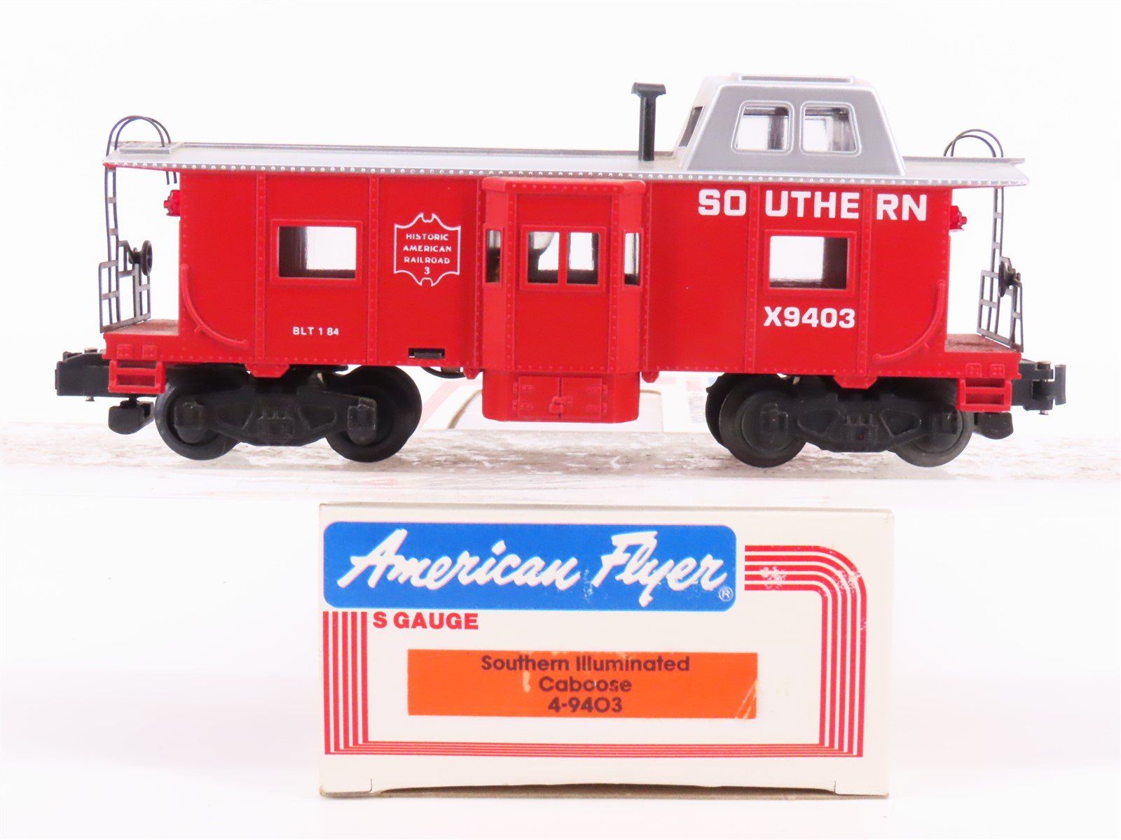 S Scale American Flyer 4-9403 SOU Southern Railway Caboose #X9403 - Lighted