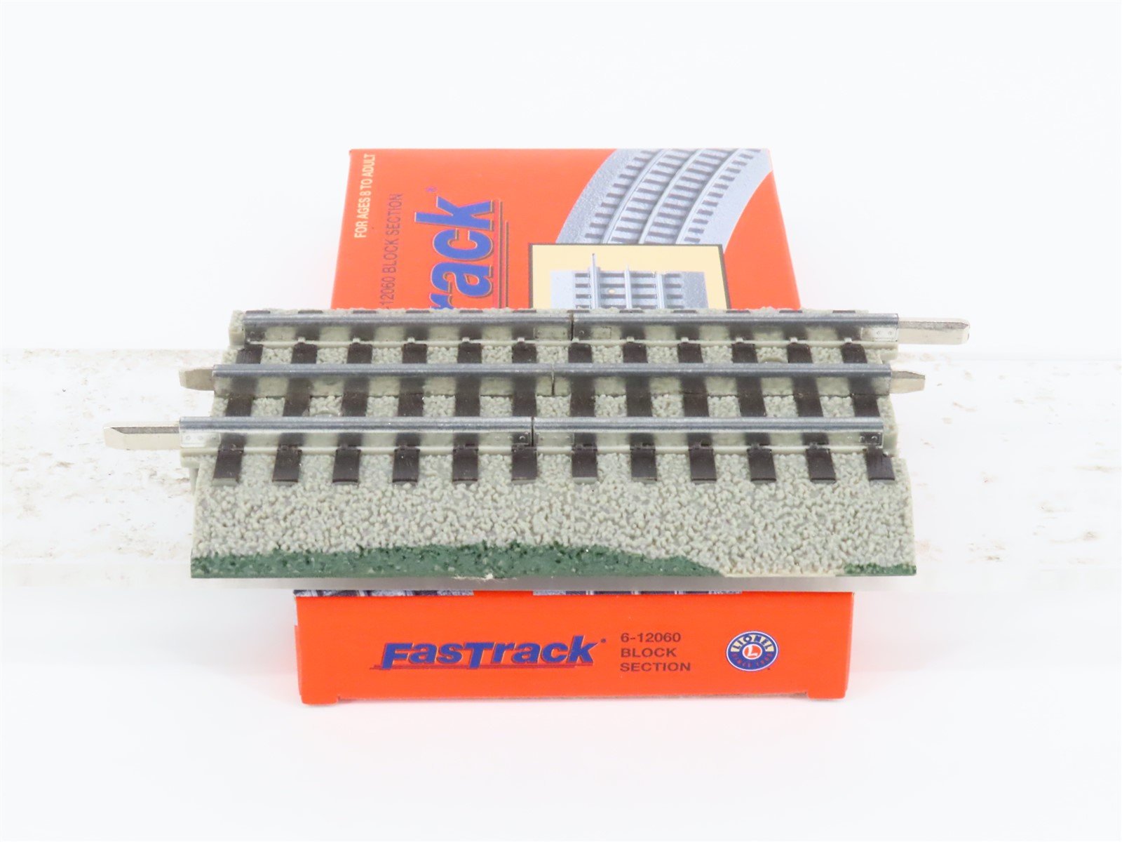 O Gauge 3-Rail Lionel 6-12060 Straight Track 5" Block Section