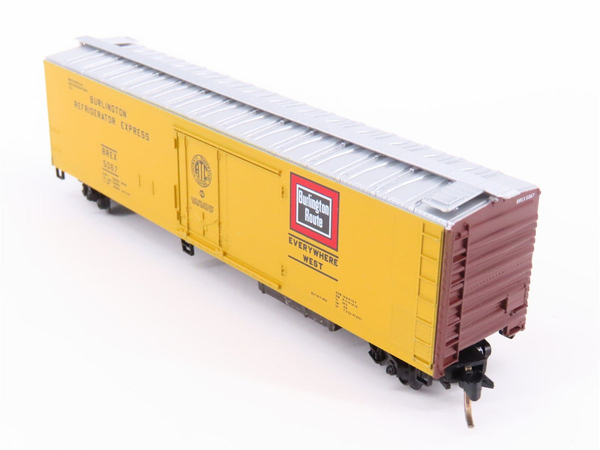 N Kadee Micro-Trains MTL 69040 BREX Burlington Route Mechanical Reefer #5067