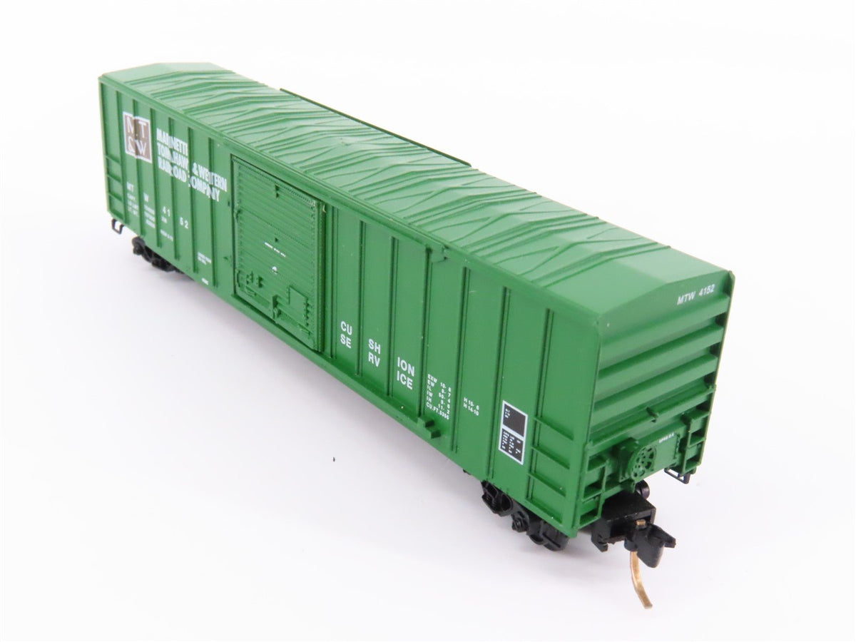 N Kadee Micro-Trains MTL 25050 MTW Marinette Tomahawk &amp; Western Box Car #4152