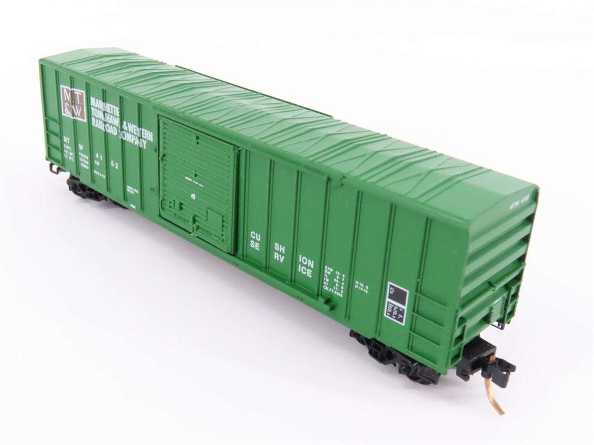 N Kadee Micro-Trains MTL 25050 MTW Marinette Tomahawk &amp; Western Box Car #4152