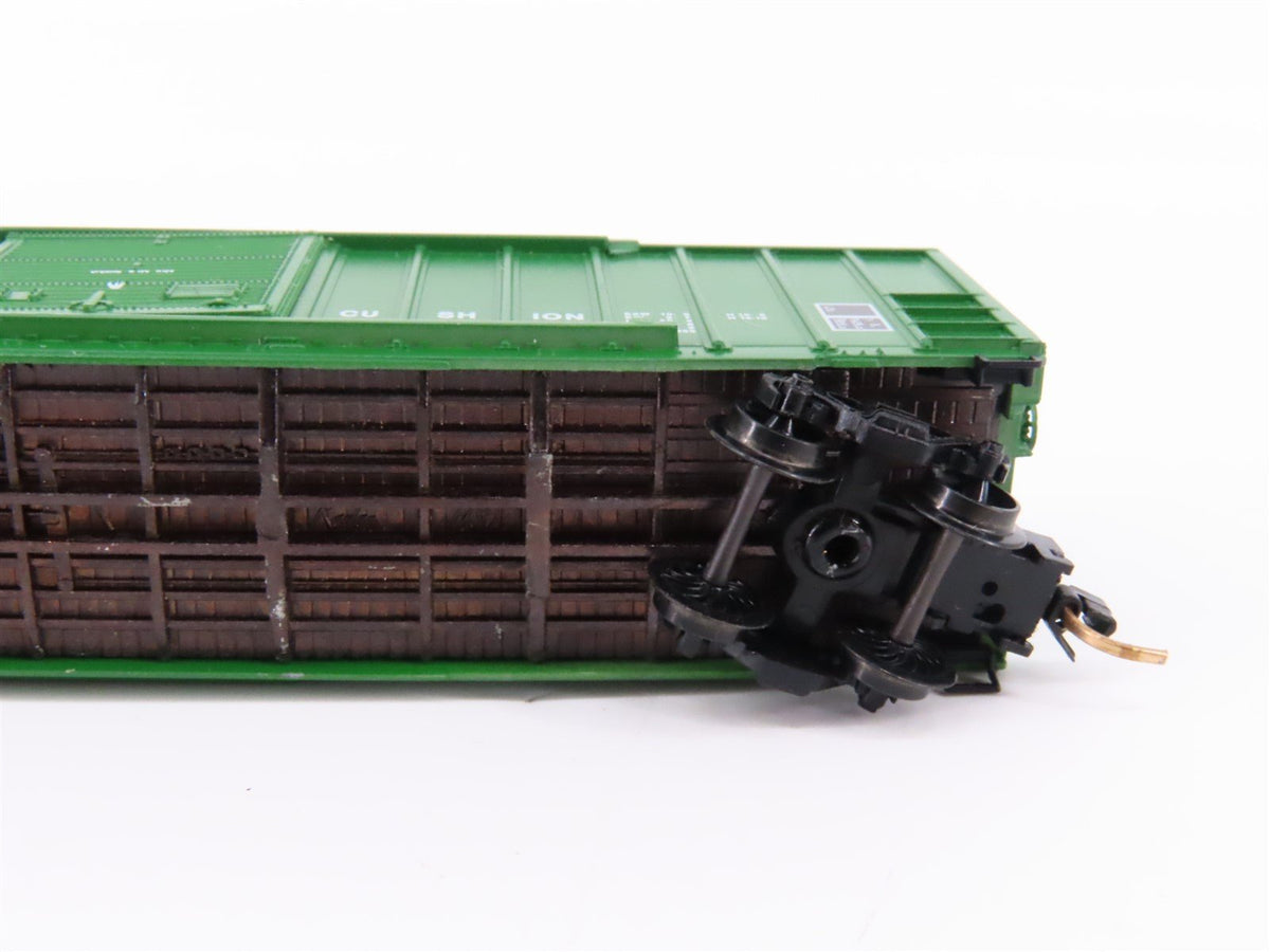 N Kadee Micro-Trains MTL 25050 MTW Marinette Tomahawk &amp; Western Box Car #4152