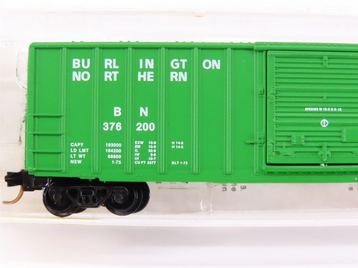 N Scale Kadee Micro-Trains MTL 25490 BN Burlington Northern 50&#39; Box Car #376200