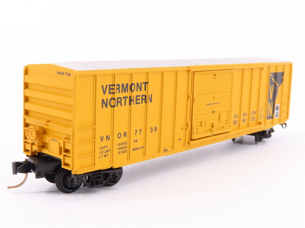 N Scale Kadee Micro-Trains MTL 25420 VN Vermont Northern 50&#39; Box Car #7739